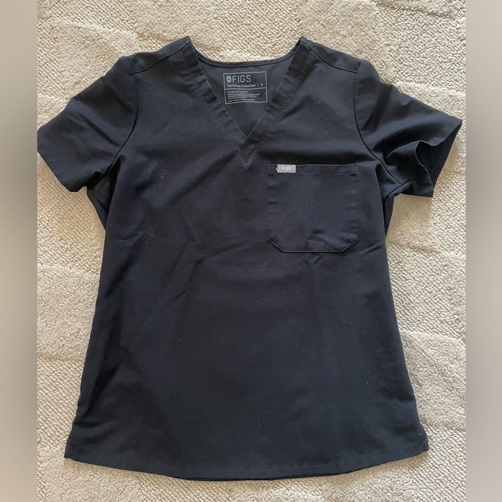 Figs Scrub Top